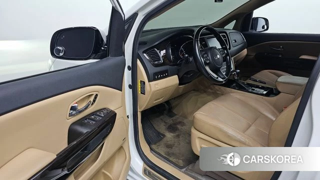 Kia The New Carnival id 4924059 из Кореи 29