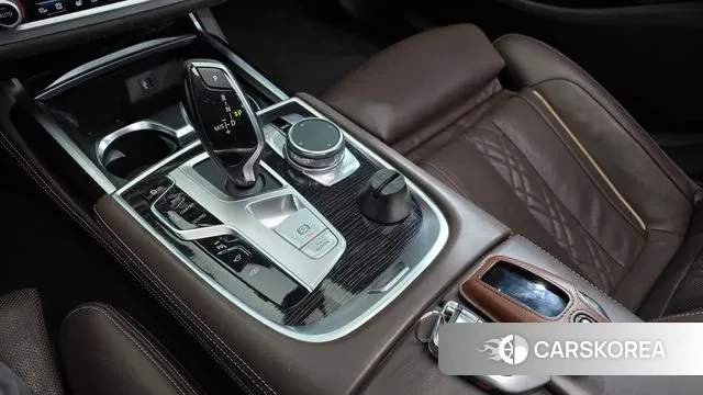 BMW 7 Series (G11) id 3474695 из Кореи 19