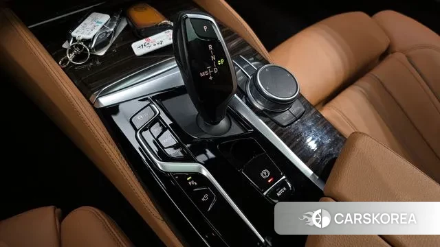 BMW 5 Series (G30) id 3747133 из Кореи 19