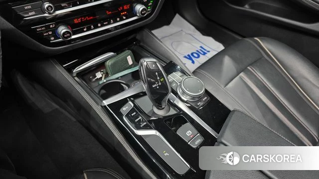 BMW 5 Series (G30) id 3899746 из Кореи 19