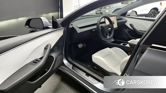 Tesla Model 3 id 3605554 из Кореи 19