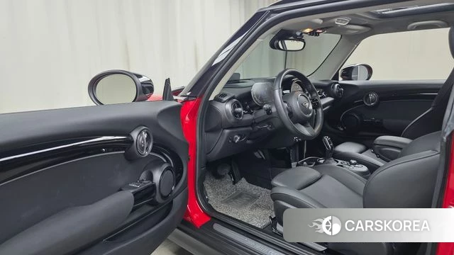 Mini Cooper S id 4651153 из Кореи 29