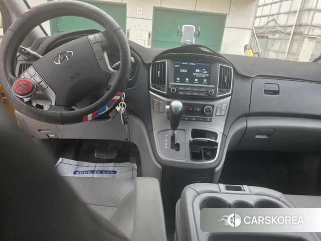 Hyundai The New Grand Starex id 4224990 из Кореи 17