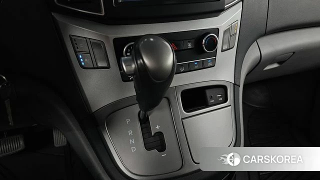 Hyundai The New Grand Starex id 4930908 из Кореи 31