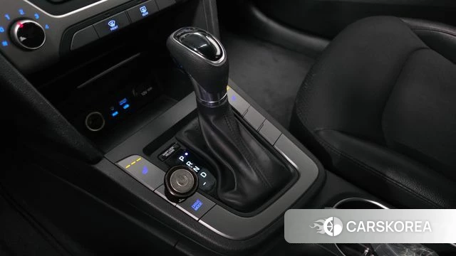 Hyundai Avante AD id 4310989 из Кореи 30