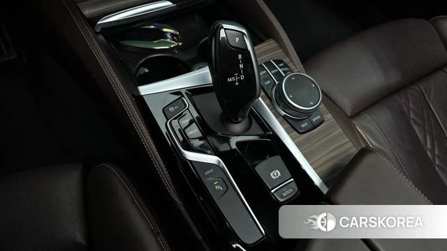 BMW 5 Series (G30) id 4389833 из Кореи 39