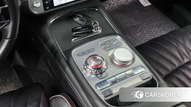 Genesis G90 (RS4) id 3606470 из Кореи 19