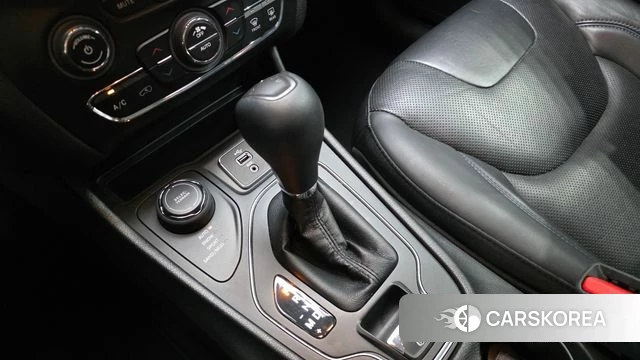 Jeep Cherokee (KL) id 4794887 из Кореи 31
