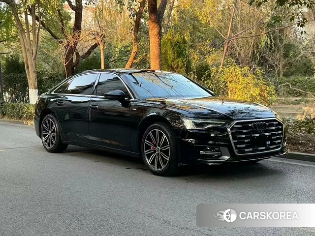 Audi A6L id 4258071 из Китая 18