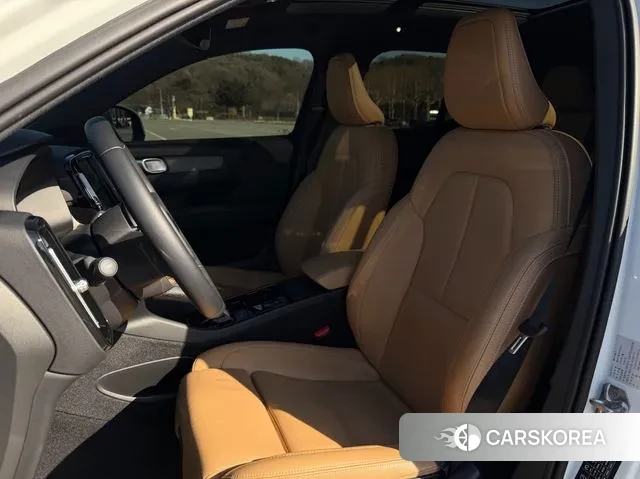 Volvo XC40 id 3567501 из Кореи 19