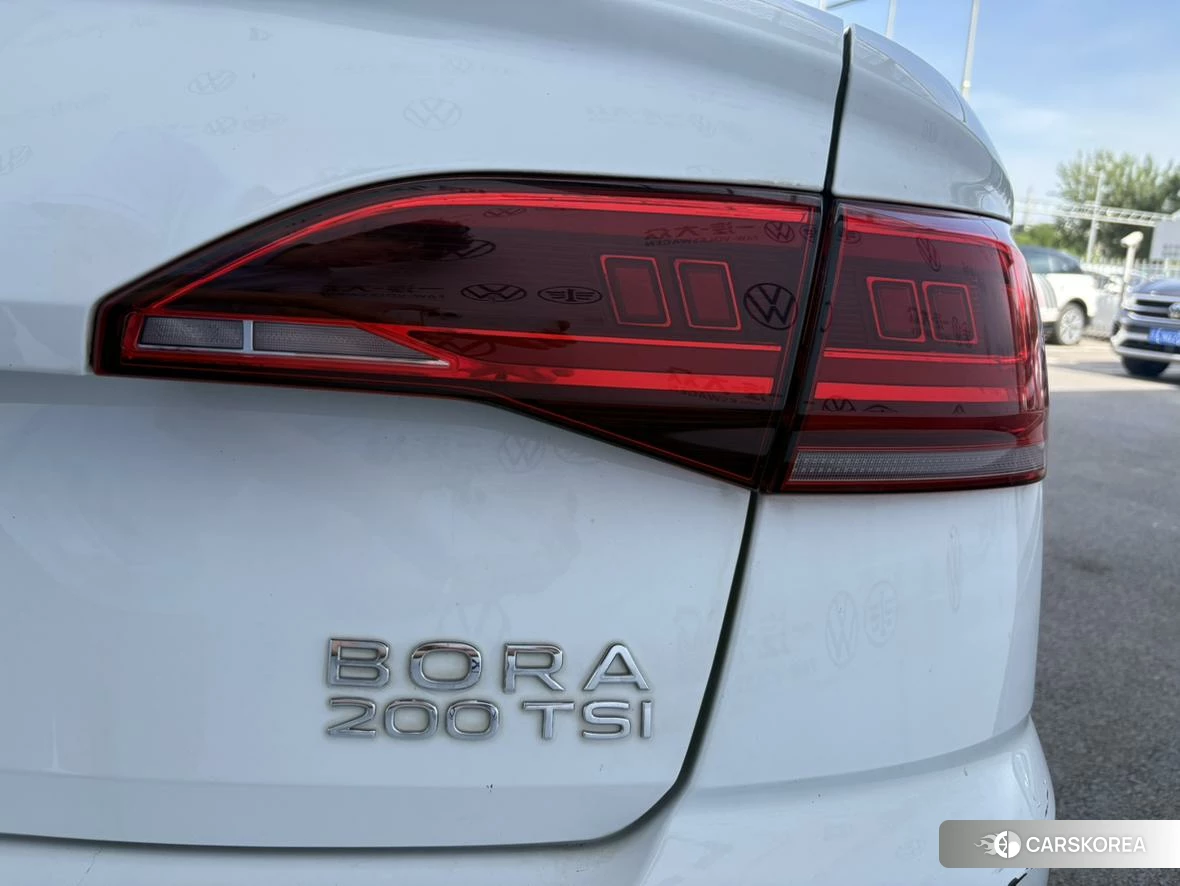 Volkswagen Bora id 4512521 из Китая 11