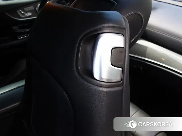 Mercedes-Benz E-Class W213 id 2977169 из Кореи 19