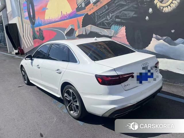 Audi A4L id 4341725 из Китая 9