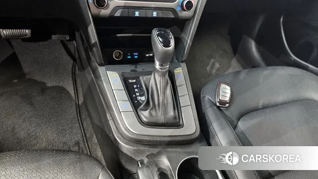 Hyundai Avante AD id 2981955 из Кореи 19