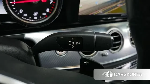 Mercedes-Benz E-Class W213 id 3499487 из Кореи 19