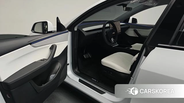 Tesla Model Y id 4612354 из Кореи 32