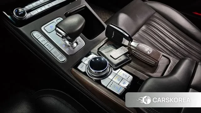 Genesis G90 id 3454017 из Кореи 19