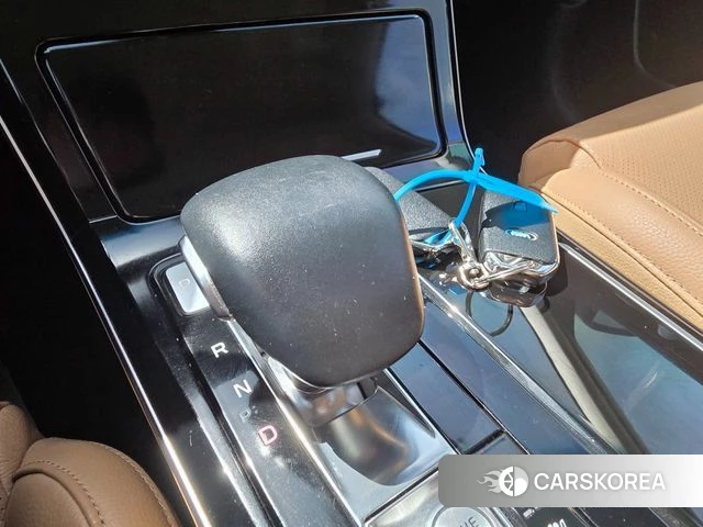 Kia K7 Premier Hybrid id 4225293 из Кореи 15