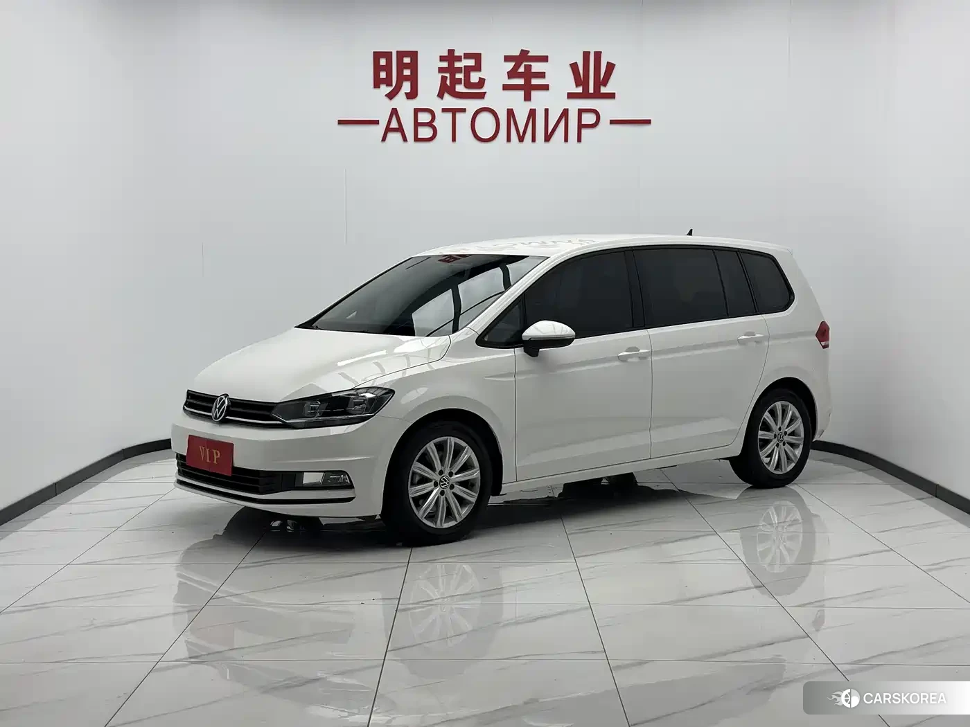 Volkswagen Touran L id 4622345 из Китая 15