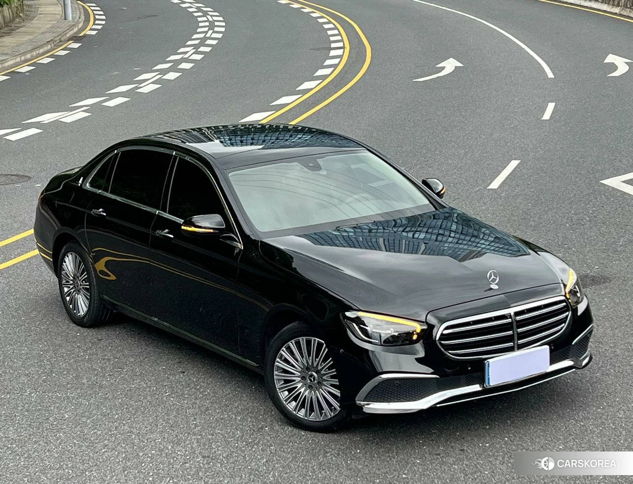 Mercedes-Benz E-class id 4454617 из Китая 21