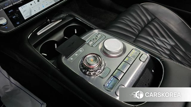 Genesis G90 (RS4) id 4592643 из Кореи 19