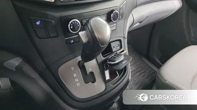 Hyundai The New Grand Starex id 3324966 из Кореи 19