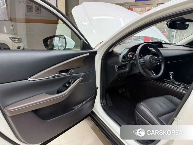 Mazda CX-30 id 4273626 из Китая 22