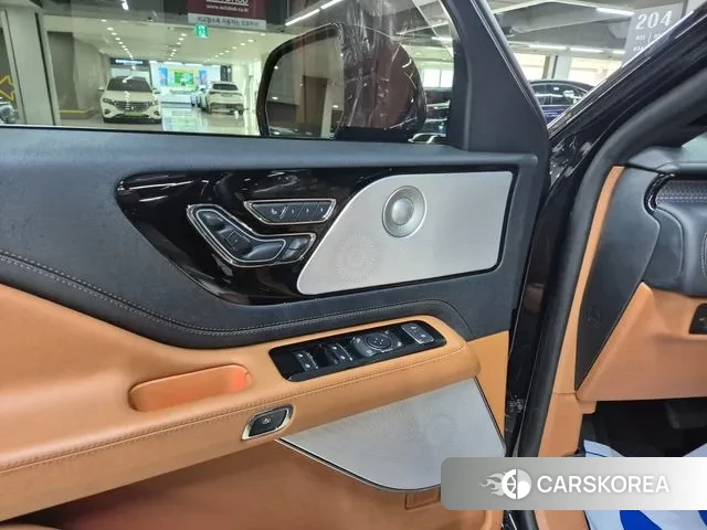 Lincoln Aviator 2nd generation id 3700808 из Кореи 19