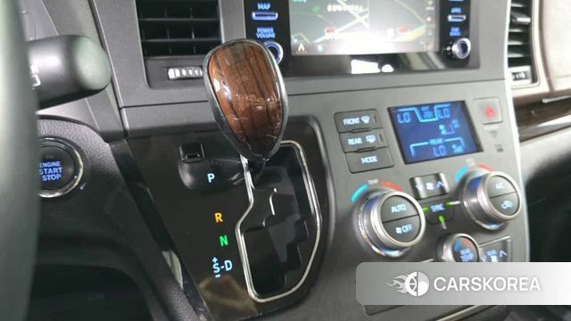 Toyota Sienna id 4722713 из Кореи 29