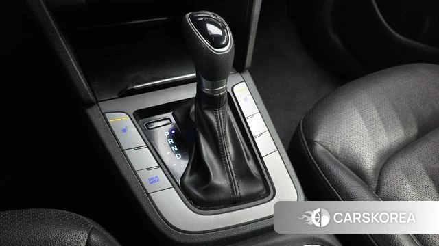 Hyundai Avante AD id 3886348 из Кореи 19