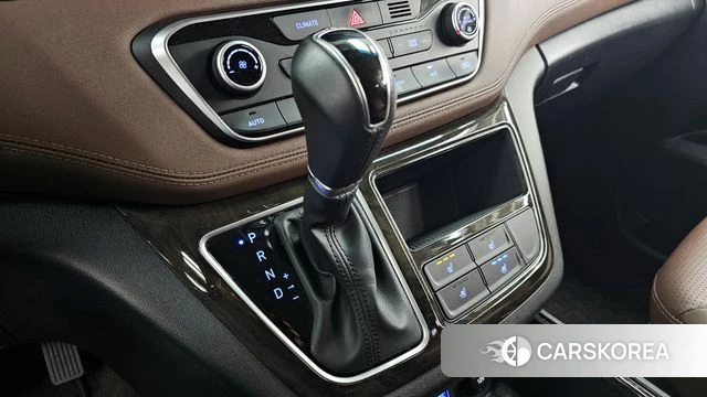 Hyundai The New Grand Starex id 3814117 из Кореи 19