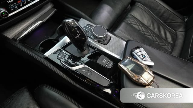 BMW 5 Series (G30) id 4652257 из Кореи 19