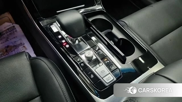 Kia K7 Premier Hybrid id 3905139 из Кореи 17