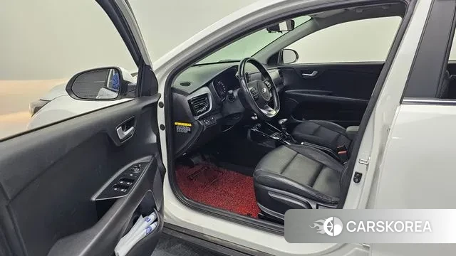 Kia Stonic id 3474928 из Кореи 19