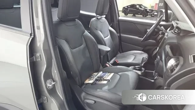 Jeep Renegade id 3550543 из Кореи 19