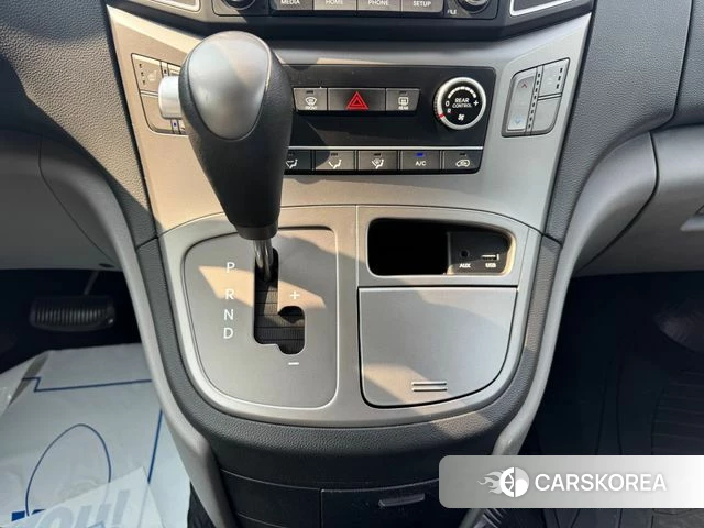 Hyundai The New Grand Starex id 4255155 из Кореи 18