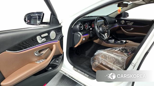 Mercedes-Benz E-Class W213 id 4873368 из Кореи 30