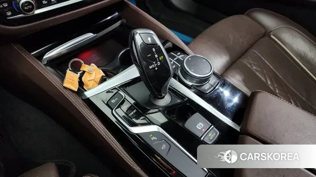 BMW 5 Series (G30) id 3460167 из Кореи 19