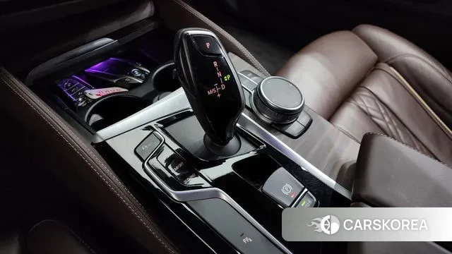 BMW 5 Series (G30) id 3741801 из Кореи 19