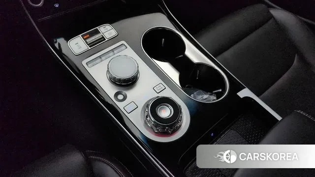 Genesis GV70 id 3648815 из Кореи 19