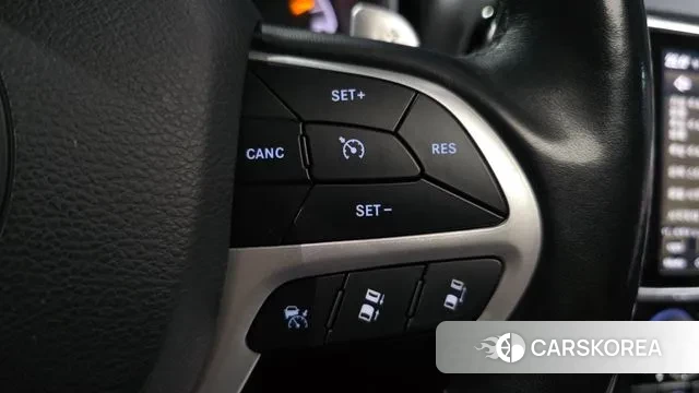 Jeep Grand Cherokee id 3319093 из Кореи 19