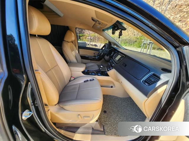 Kia The New Carnival id 3905385 из Кореи 19