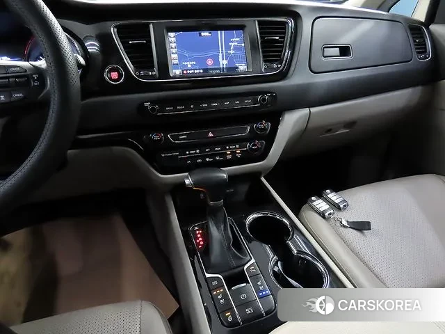 Kia The New Carnival id 3325257 из Кореи 19