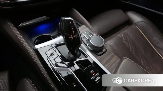 BMW 5 Series (G30) id 3607300 из Кореи 19