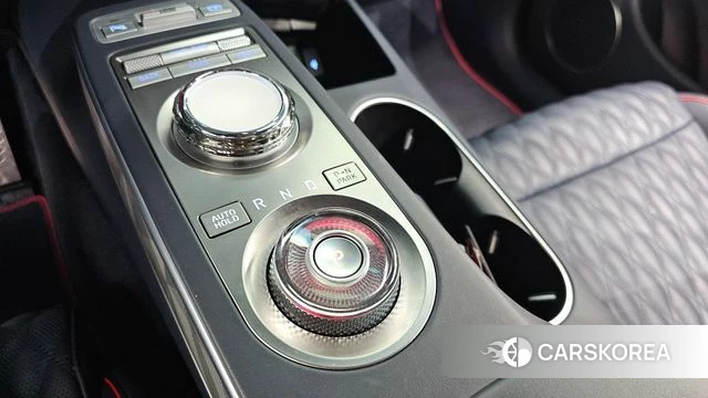 Genesis GV70 id 4382838 из Кореи 19