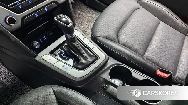 Hyundai Avante AD id 3599074 из Кореи 19