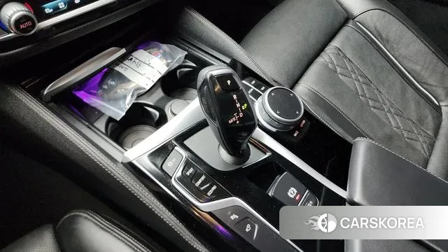 BMW 5 Series (G30) id 3013253 из Кореи 19