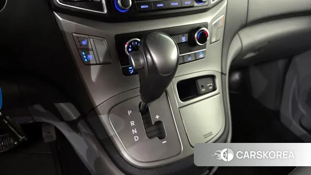 Hyundai The New Grand Starex id 3023949 из Кореи 19