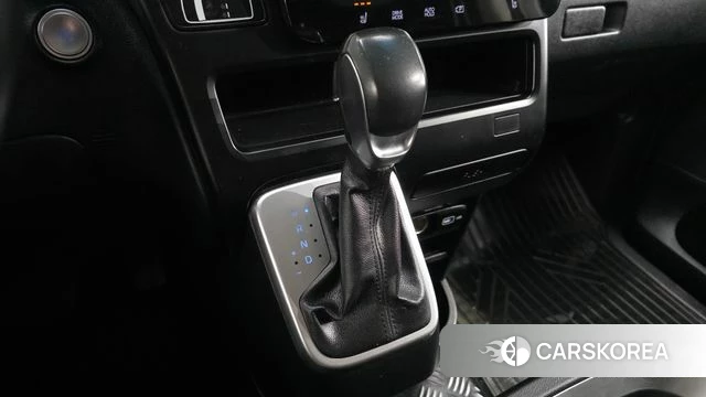 Hyundai Staria id 4389266 из Кореи 29