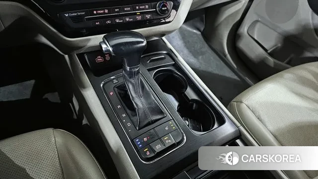 Kia All New Carnival id 3536418 из Кореи 19